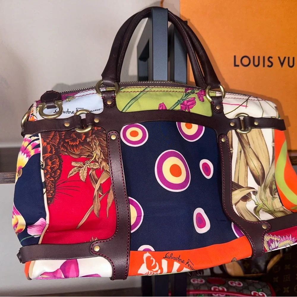 Salvatore Ferragamo Exotic Animal Print Purse Handbag - Picture 3 of 6